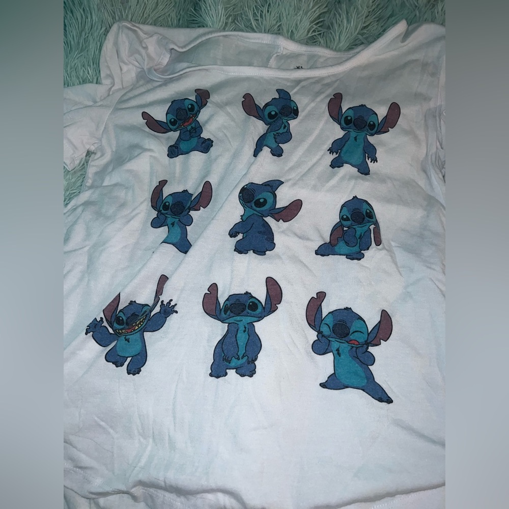 Stitch expression emotion T-shirt super loose fitting! Perfect park top